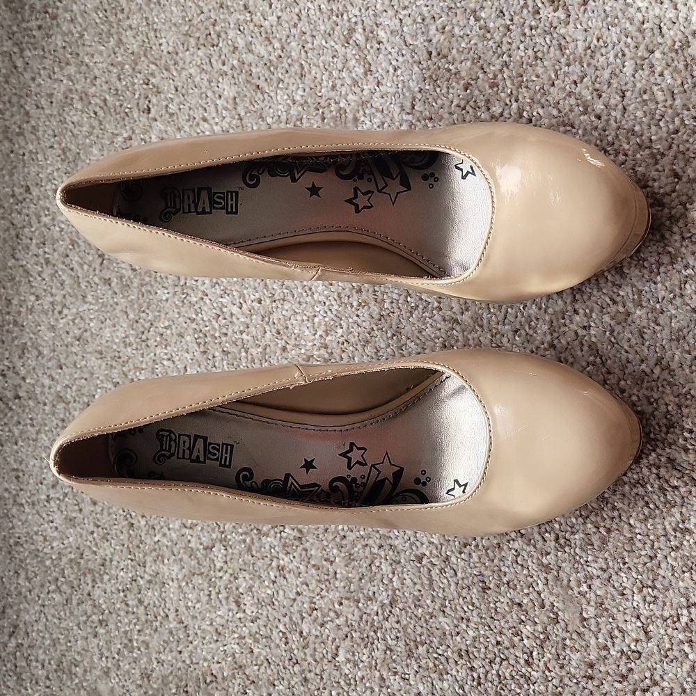 Tan heels